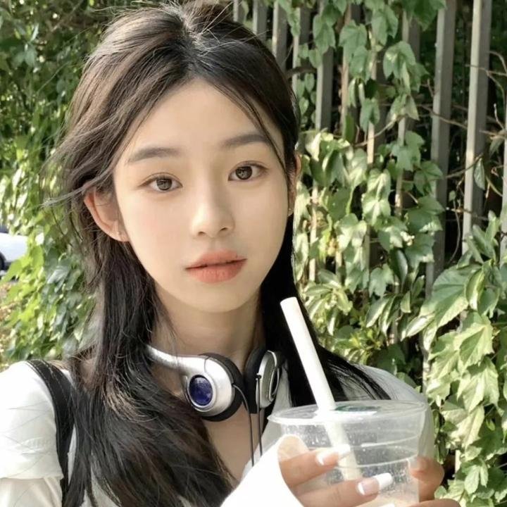 女记者的日记